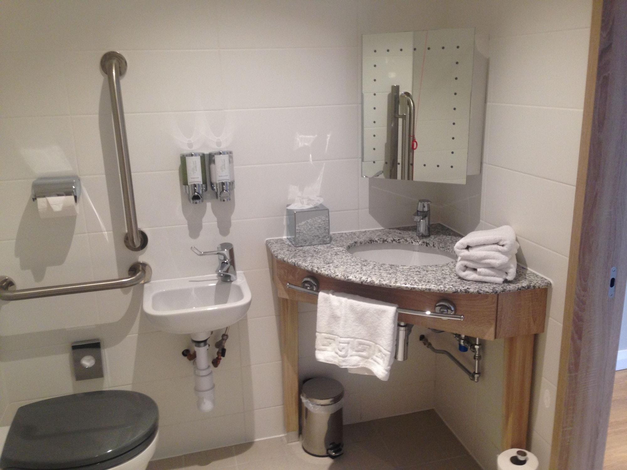 Hampton By Hilton Glasgow Central Bagian luar foto