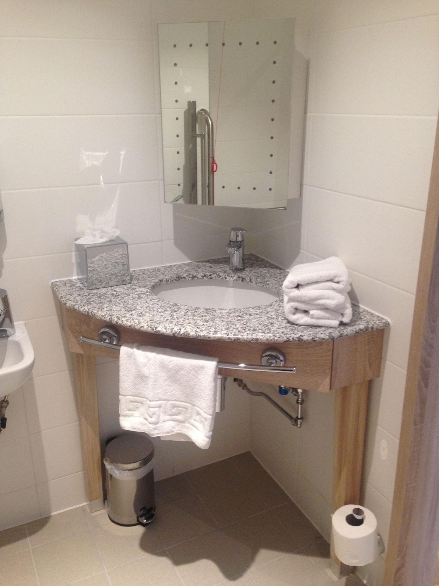 Hampton By Hilton Glasgow Central Bagian luar foto